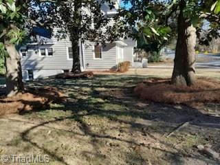 1302 W MARKET ST, GREENSBORO, NC 27403, photo 2 of 5