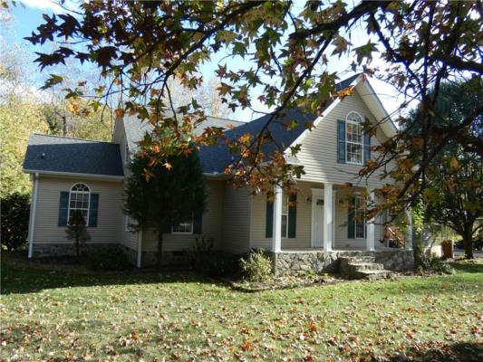 5208 COURTNEY HUNTSVILLE RD, YADKINVILLE, NC 27055 - Image 1