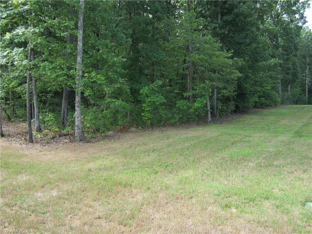 154 SAILORS REST DR, LEXINGTON, NC 27292, photo 1 of 2