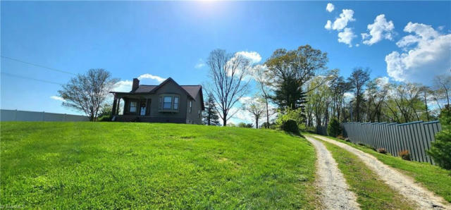 143 N FRANKLIN RD, MOUNT AIRY, NC 27030 - Image 1