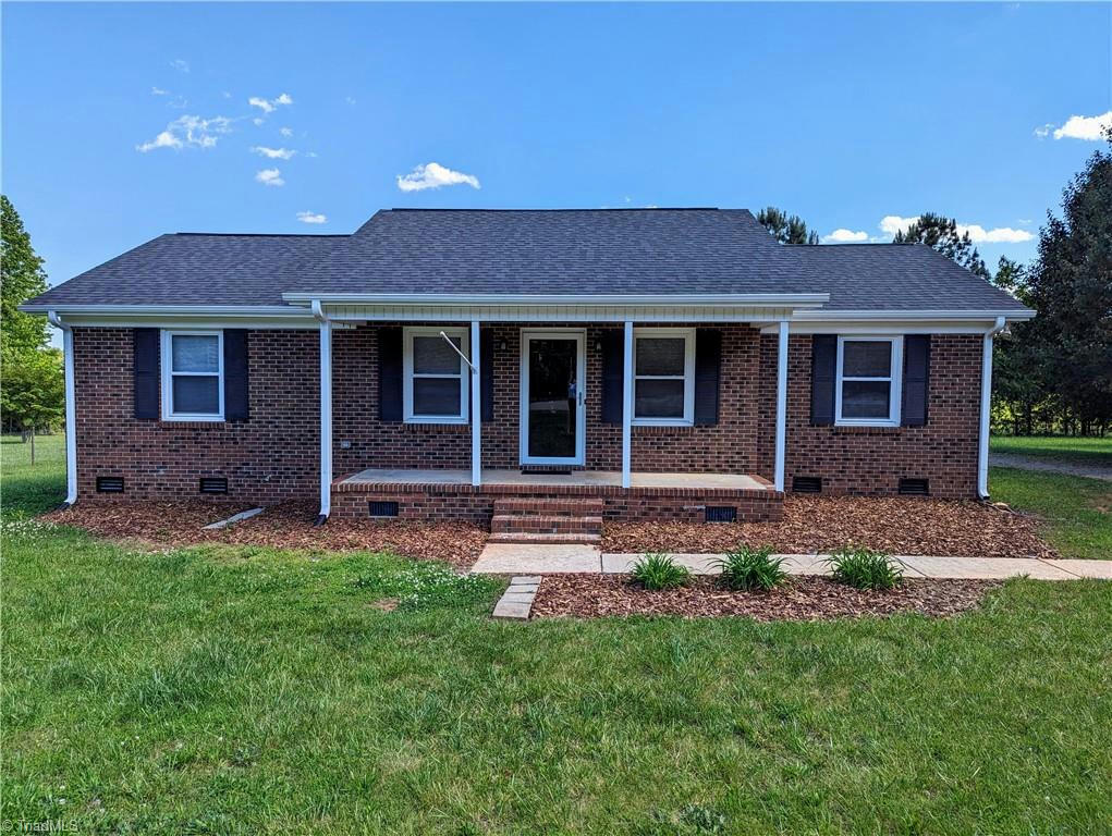 5602 PINE CREEK CT, MCLEANSVILLE, NC 27301, photo 1 of 32