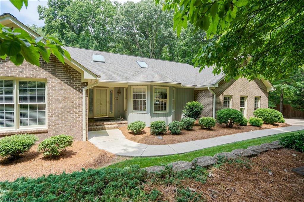 4001 BIENVENUE DR, GREENSBORO, NC 27409, photo 1 of 27