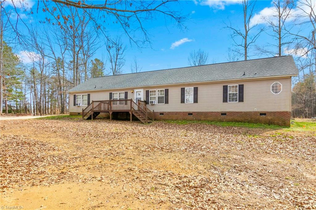 4626 CREEKVIEW RD, MCLEANSVILLE, NC 27301, photo 1 of 36